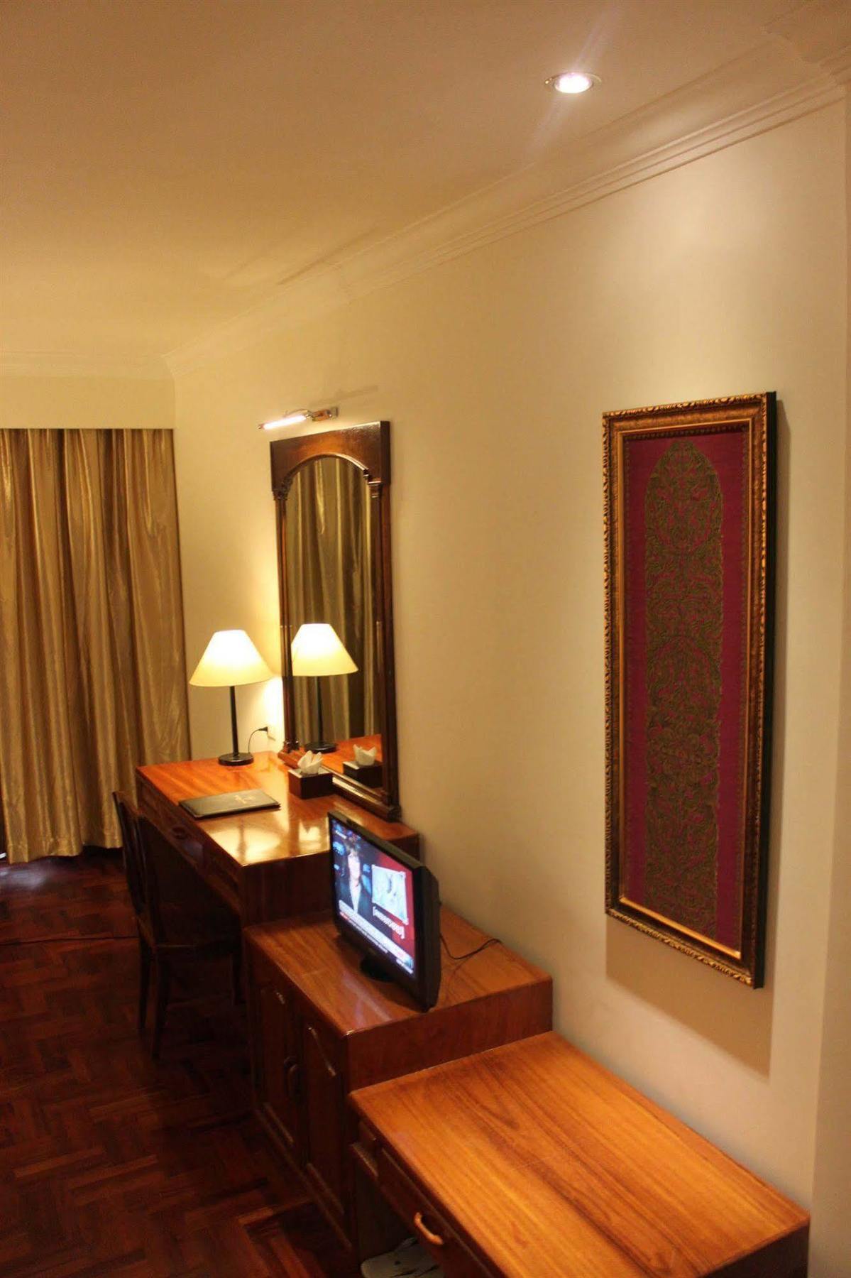 Diamond Hotel Phnom Penh Luaran gambar